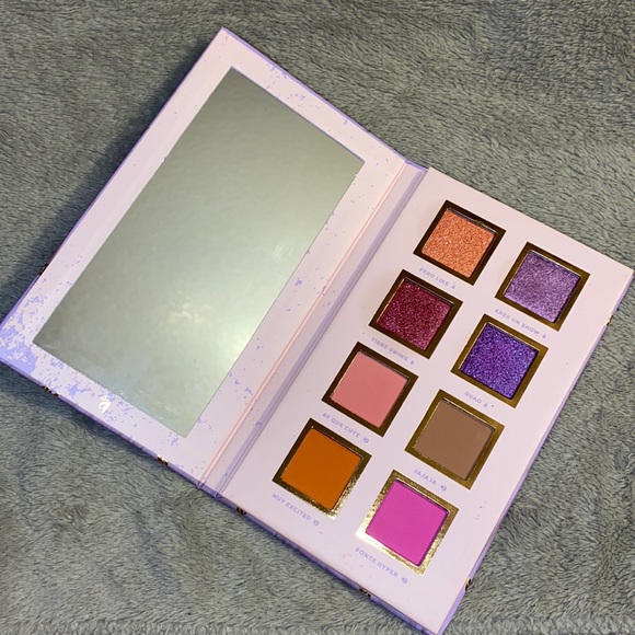 Alamar Spanglish pigmented eyeshadow palette - Picture 1 of 2